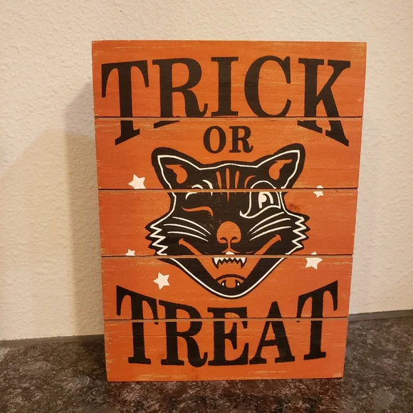 Halloween Tiered Tray Wall Decor Wreath Attachment - Picture 1 of 2